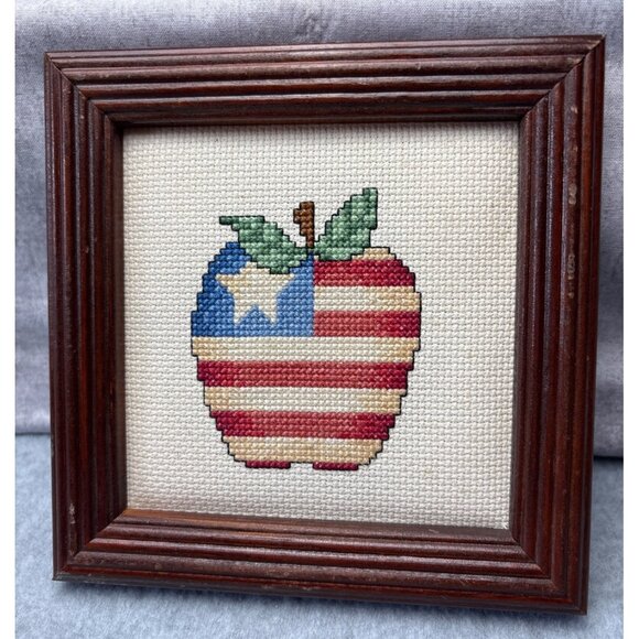 Patriotic Apple Cross Stitch Wall Decor Framed Wood 6"x6" Handmade Rustic Americ - Picture 7 of 14